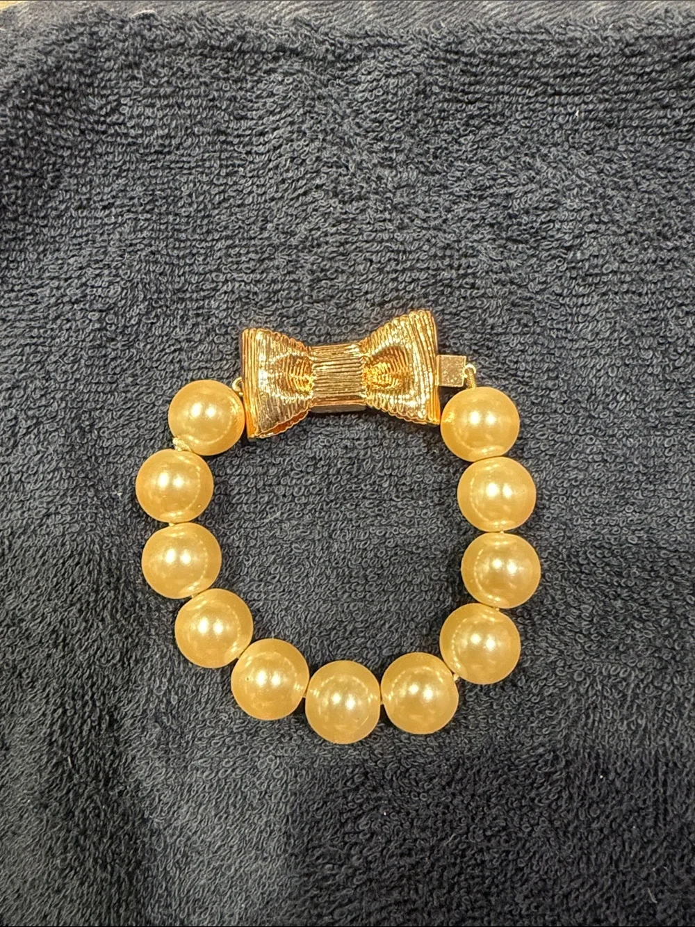 kate spade Rose Gold Bow and Pearl Bead Bracelet - Picture 1 of 2